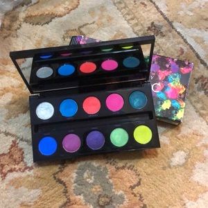 Urban Decay Electric Palette